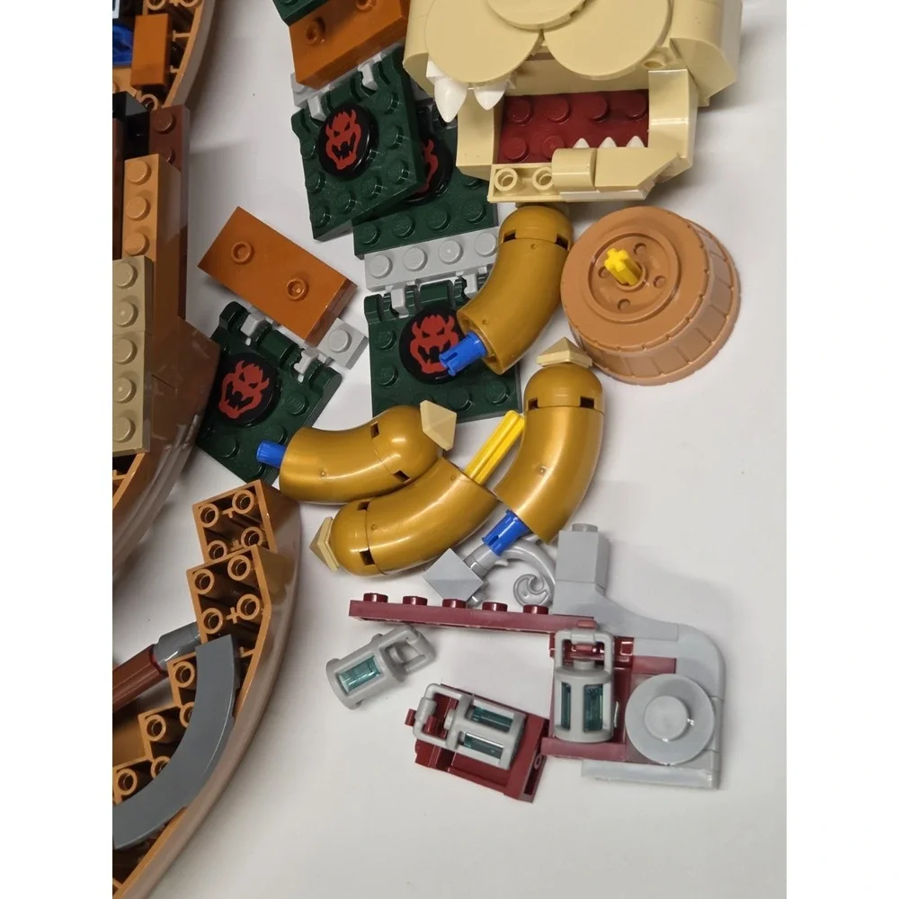 LEGO Super Mario: Bowser's Airship Expansion‎ Set (71391) INCOMPLETE PARTS PLUS